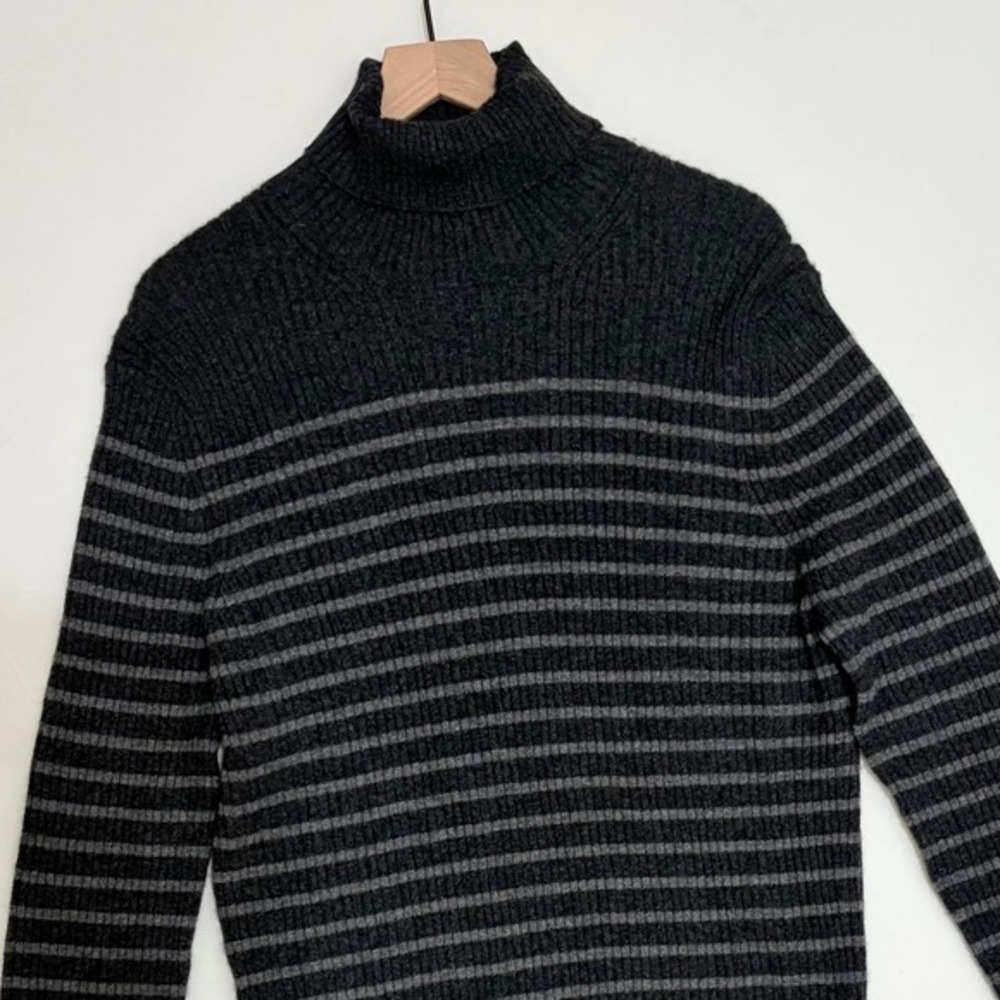 Men's‎ VINCE Cashmere Striped Turtleneck Sweater Gray Ribbed Knitwear X-Large - Picture 4 of 13